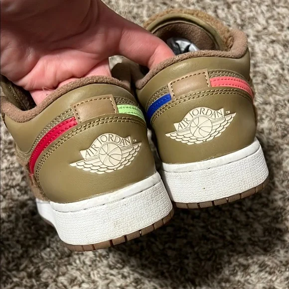 Nike Kids Sneakers in Brown with Neon Accents - Picture 5 of 6